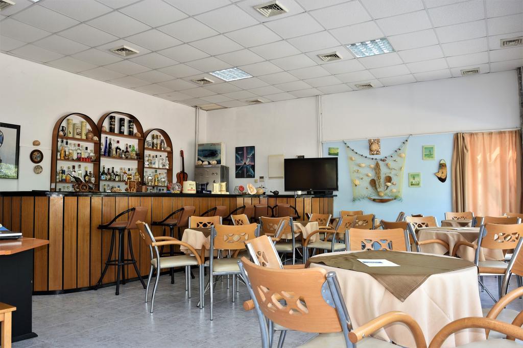 Aparthotel Karagiannis Keramotí Esterno foto