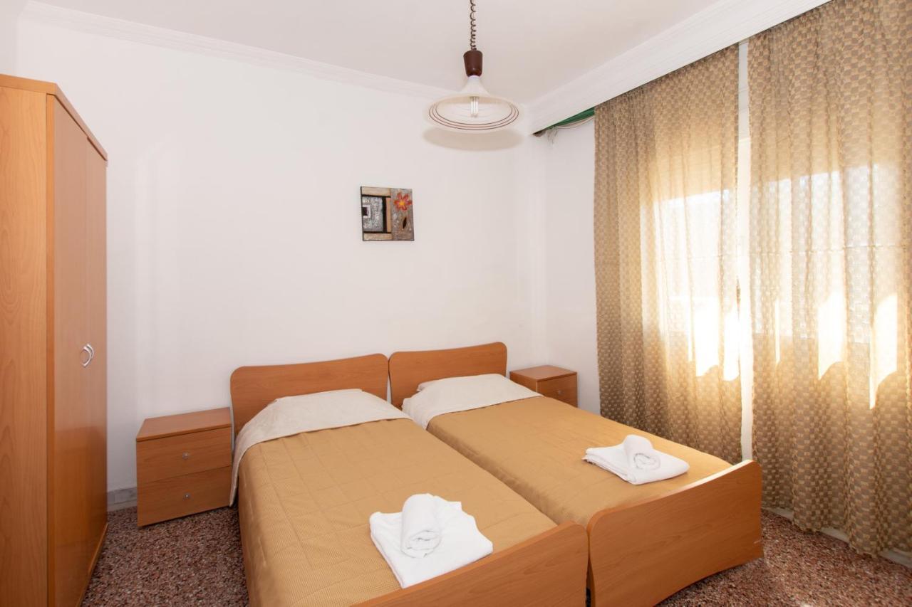 Aparthotel Karagiannis Keramotí Esterno foto