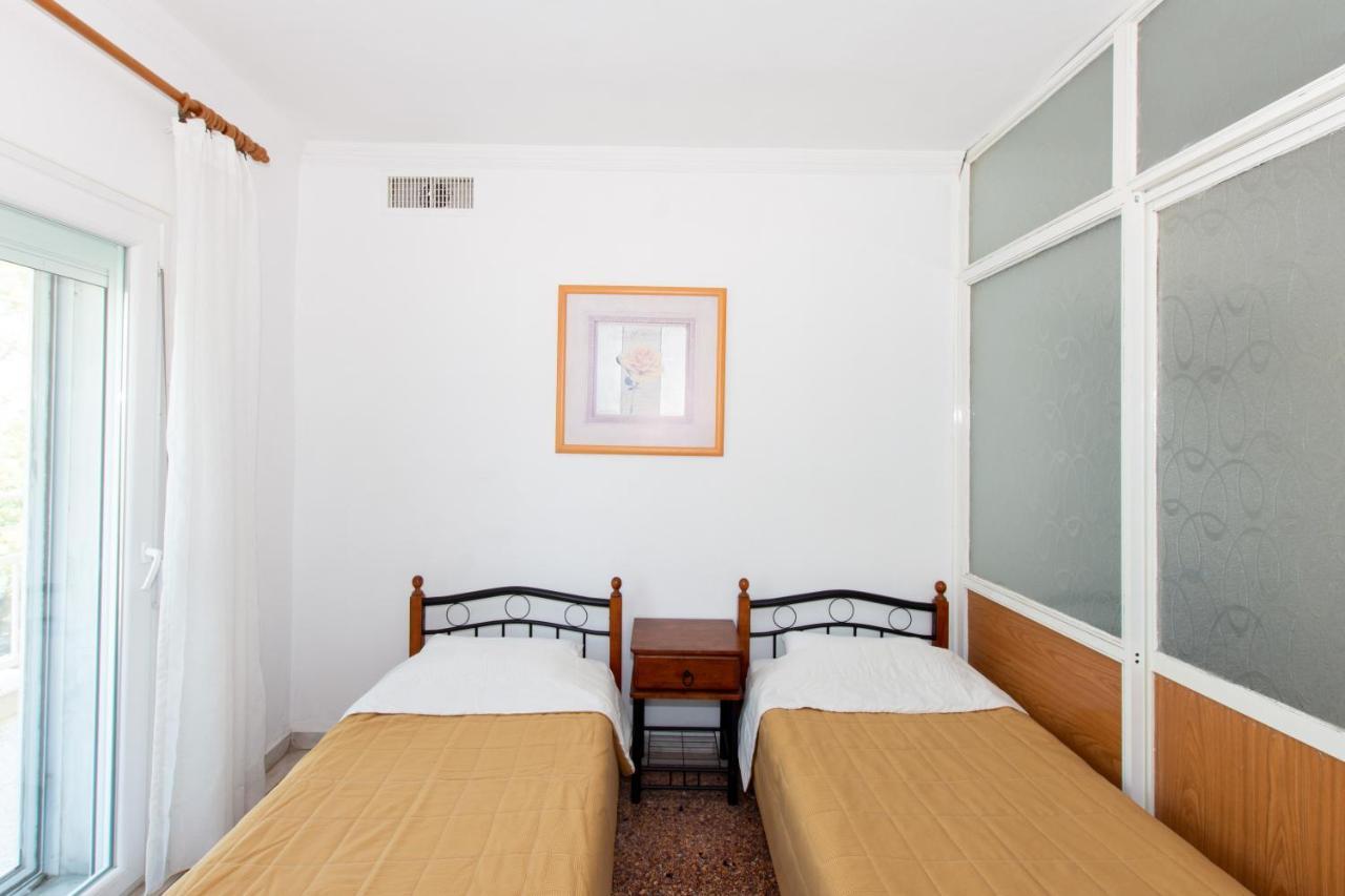 Aparthotel Karagiannis Keramotí Esterno foto